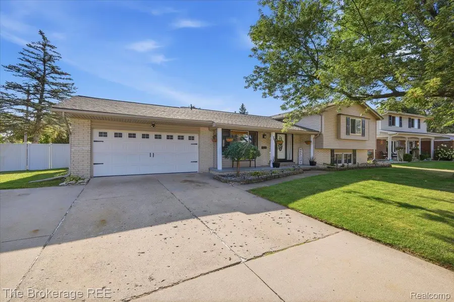 701 Salem Drive, Davison, MI 48423 - #3