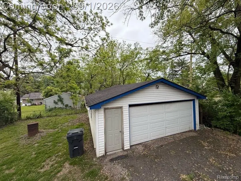 664 Melrose Street, Pontiac, MI 48340 - #3