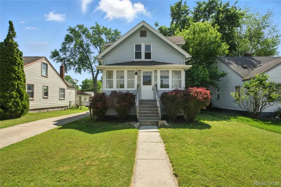 306 N Kenwood Avenue, Royal Oak, MI 48067 - #2