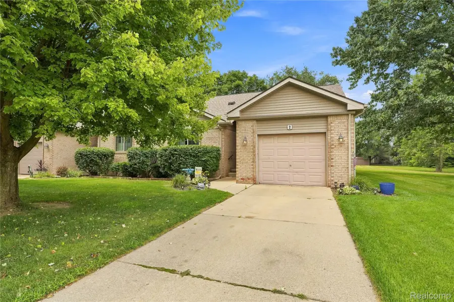 22240 Quail Run Circle #2, South Lyon, MI 48178 - #2