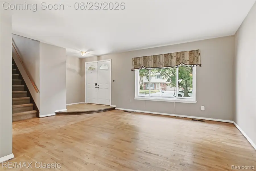 9347 Westbury Avenue, Plymouth, MI 48170 - #2