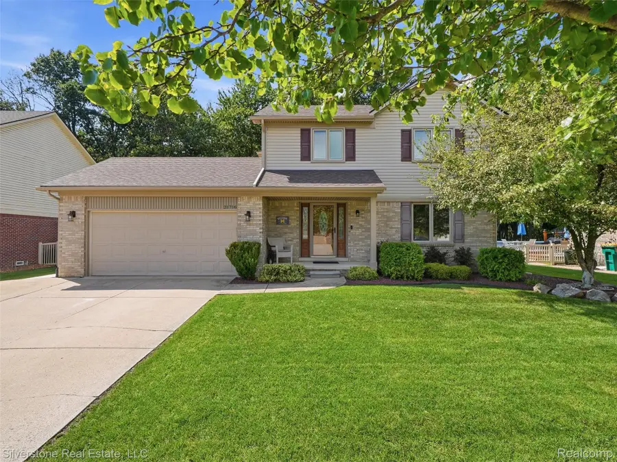 21716 Hildebrandt Drive, Brownstown, MI 48134 - #2