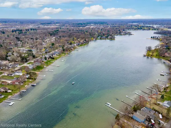 6978 Colony Drive, WestBloomfield, MI 48323