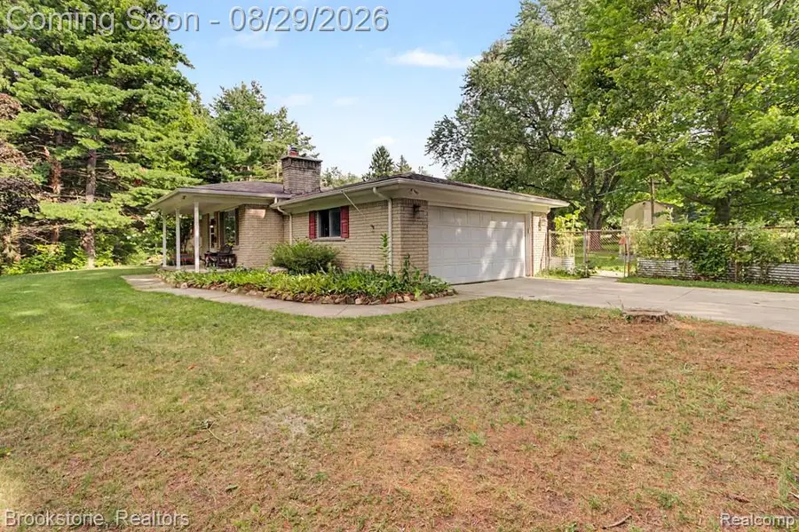 6995 Oak Hill Road, Clarkston, MI 48348 - #3