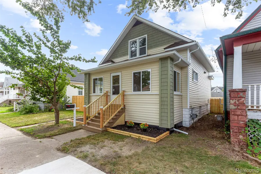 757 Orchard Street, Wyandotte, MI 48192 - #3