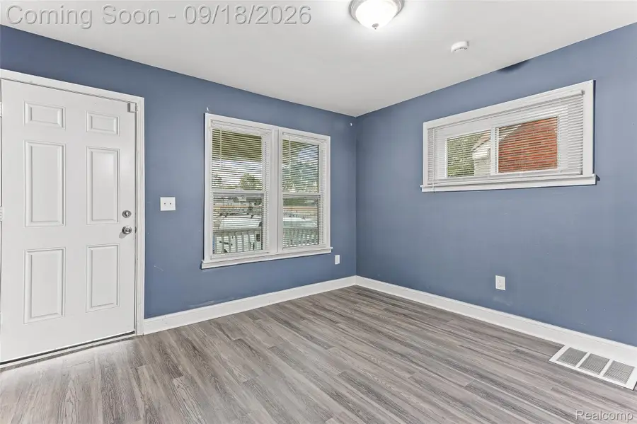 11691 Archdale Street E, Detroit, MI 48227 - #2