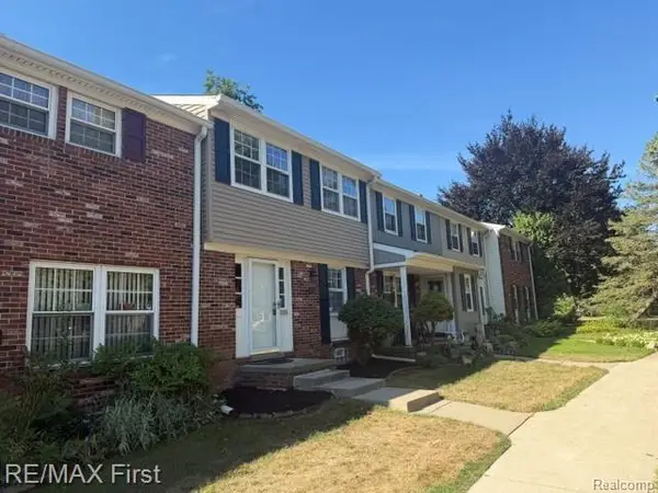 19731 Hayes Court, Northville, MI 48167