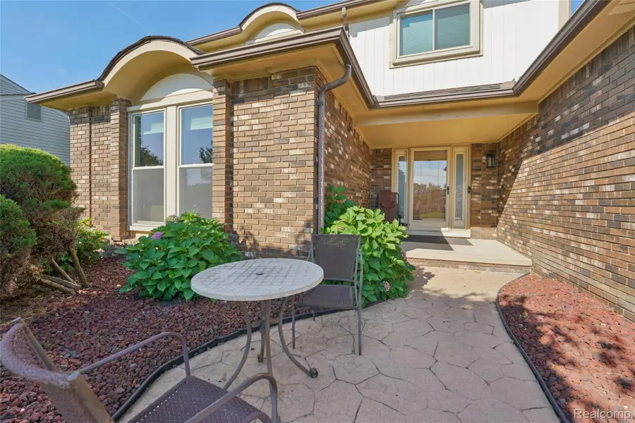 39719 Lembke Drive, Sterling Heights, MI 48313 - #2