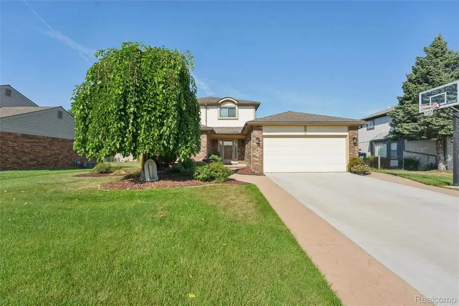 39719 Lembke Drive, Sterling Heights, MI 48313 - #3