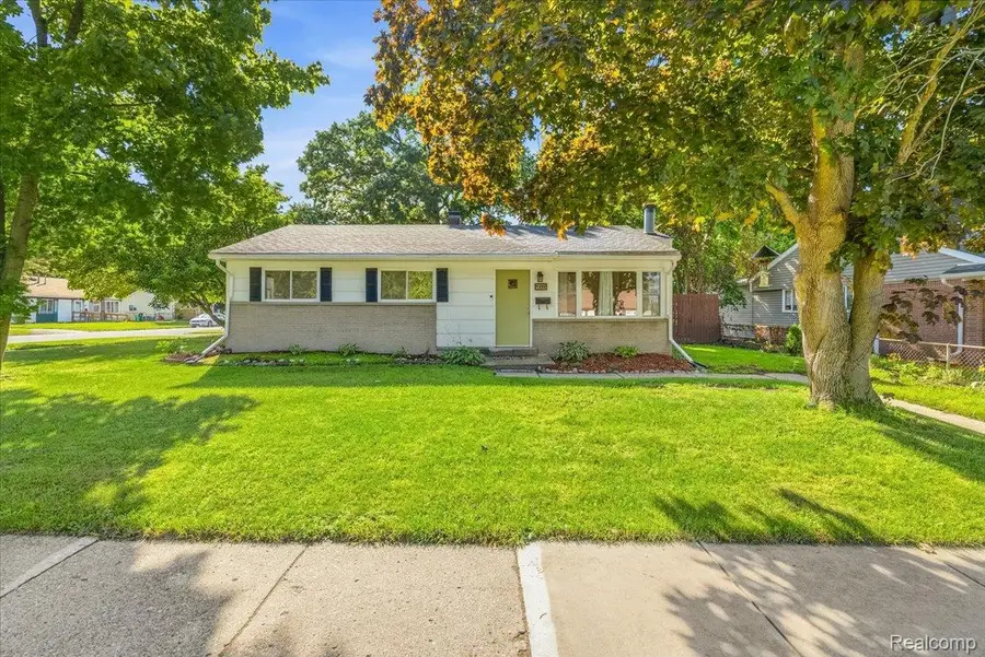 1482 Blossom Avenue, Ypsilanti, MI 48198 - #2