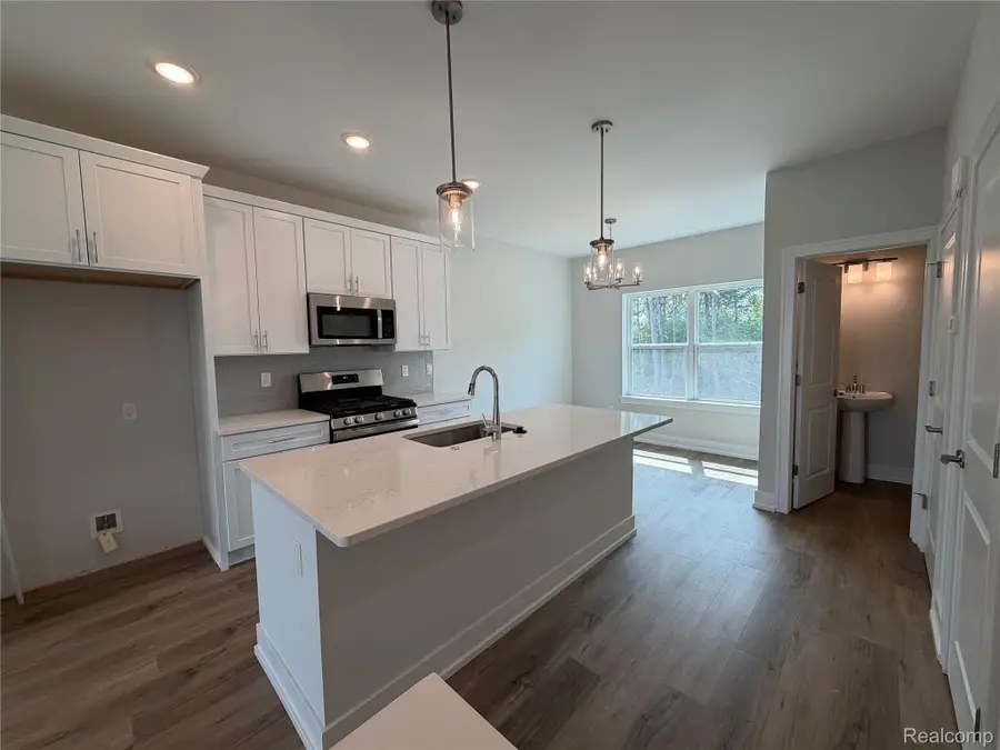 739 Canterbury Lane, Troy, MI 48085 - #2