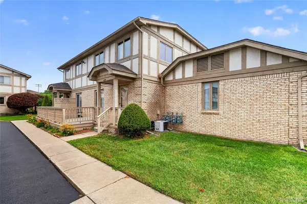 42015 Imperial Lane, ClintonTwp, MI 48038