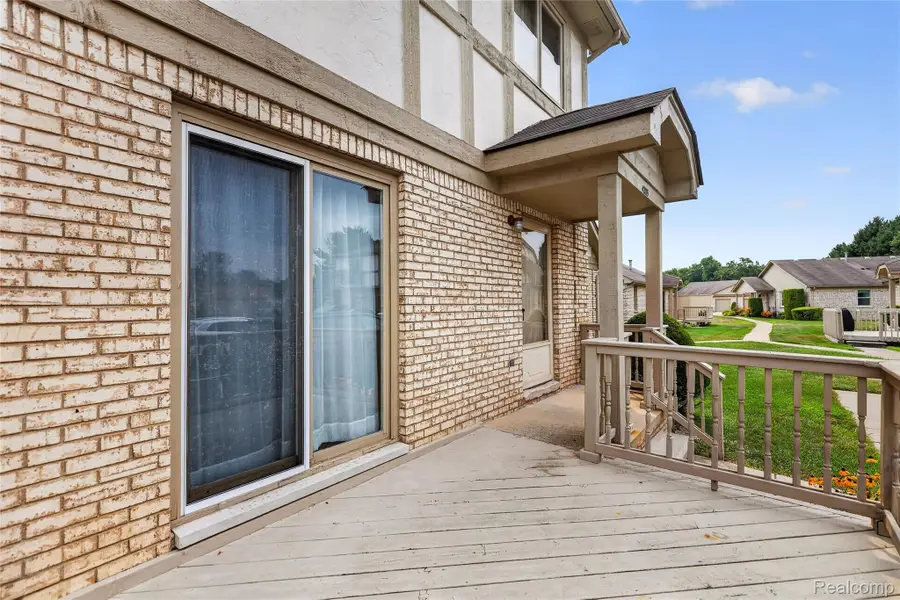 42015 Imperial Lane, Clinton, MI 48038 - #2