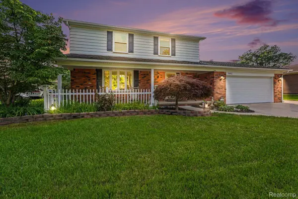 9490 Steephollow Drive, WhiteLake, MI 48386