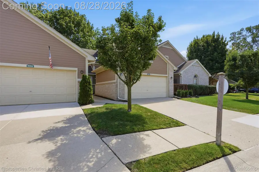 9360 Eastwind Drive #13, Livonia, MI 48150 - #3
