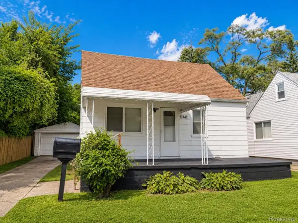 23743 Lorraine Avenue, Warren, MI 48089