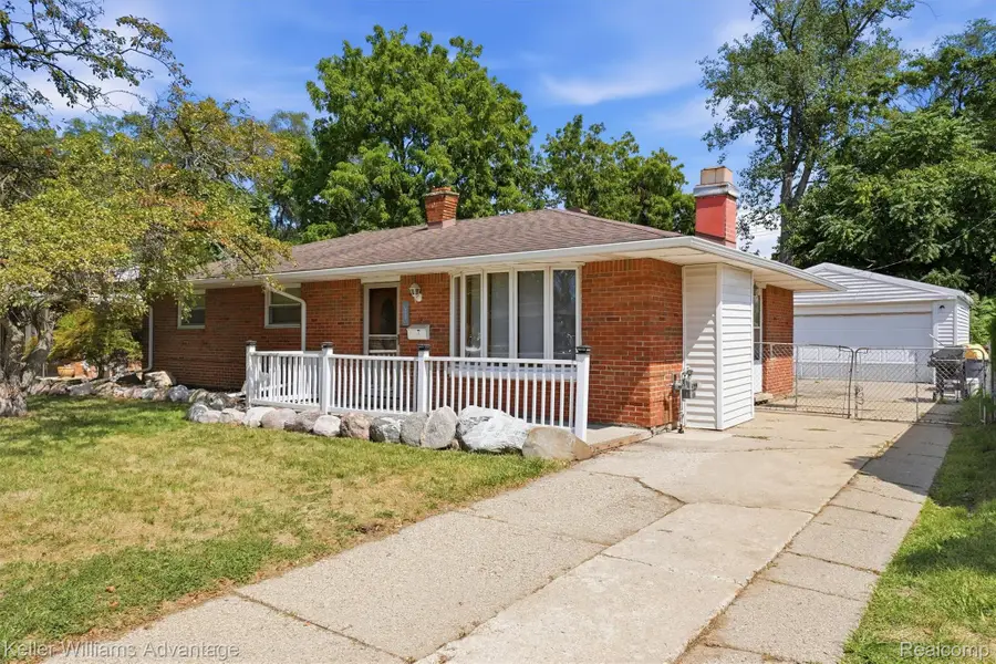5221 Hayes Street, Wayne, MI 48184 - #2