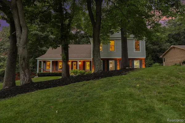 8265 Deerwood Road, Clarkston, MI 48348
