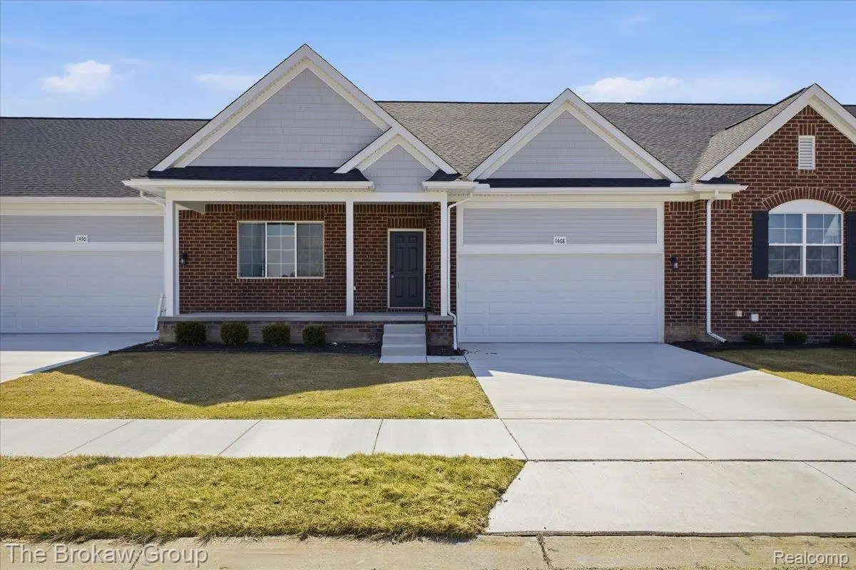 1435 Lincoln Street, Lapeer, MI 48446 - #1