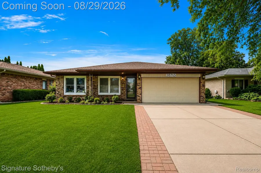 35715 Maureen Drive, Sterling Heights, MI 48310 - #2