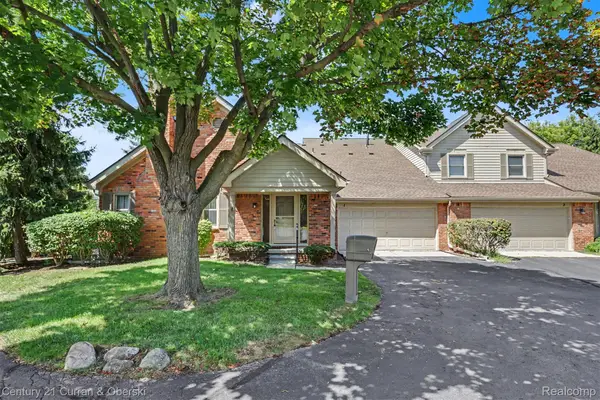 1 Cornell Court, Dearborn, MI 48124