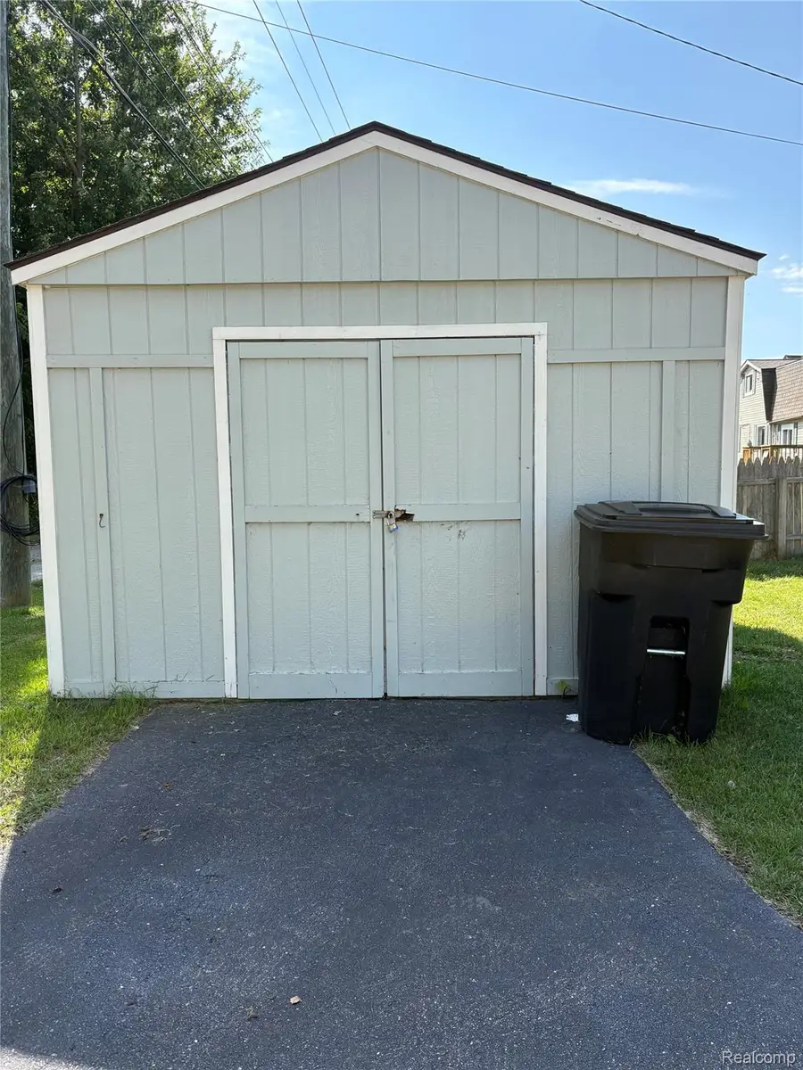 10091 Graham Drive, Clarkston, MI 48348 - #2