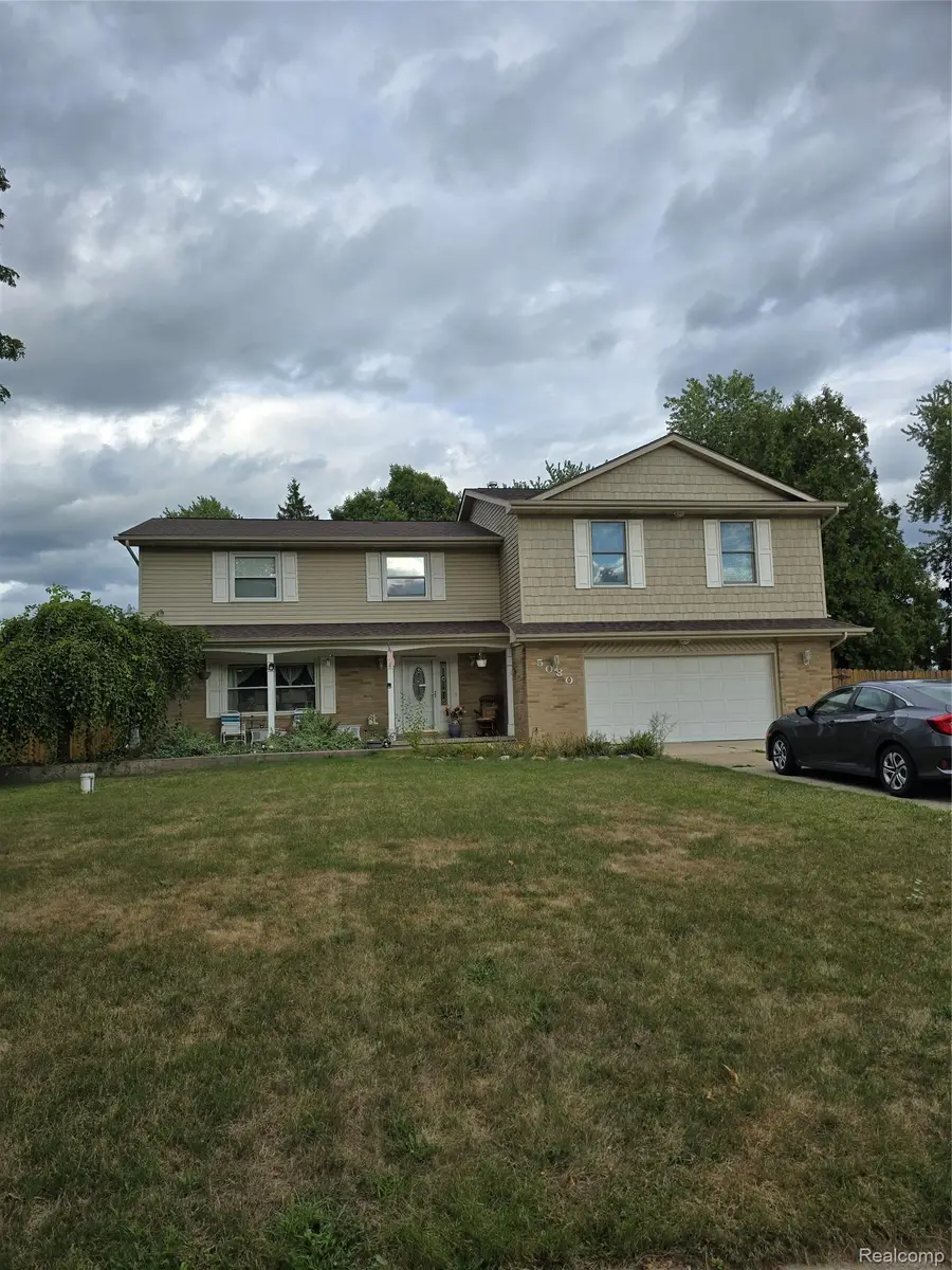 5080 N Georgetown Road, Grand Blanc, MI 48439 - #2