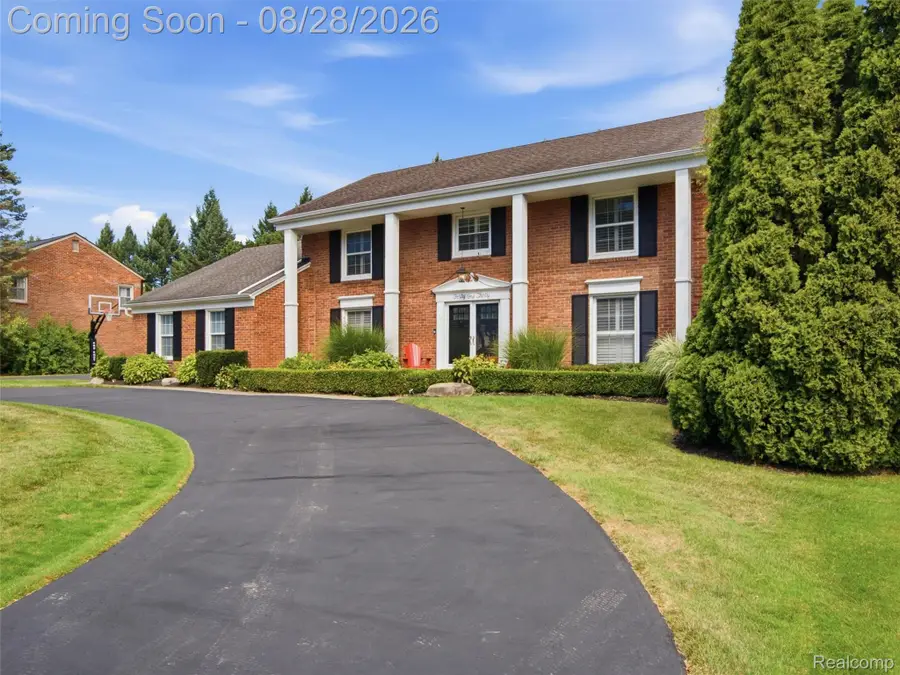 4130 Saddle Lane, West Bloomfield, MI 48322 - #3