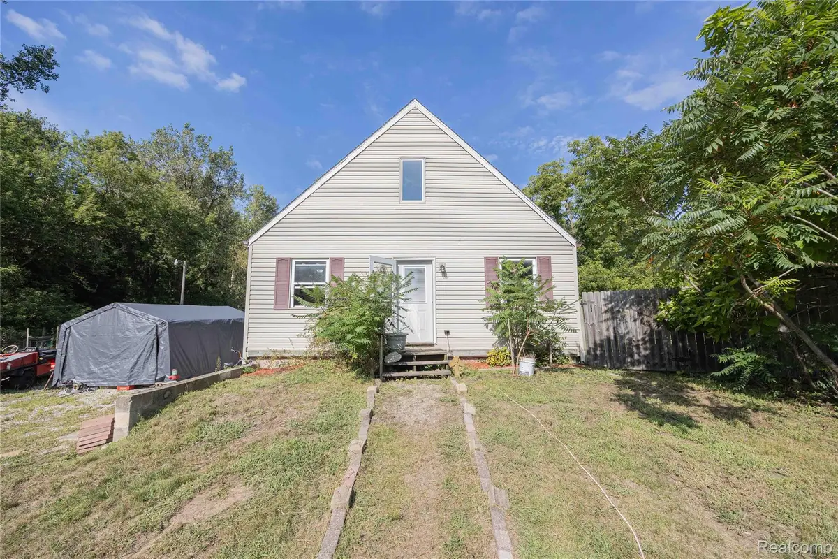 24224 Sumpter Road, Belleville, MI 48111 - #1