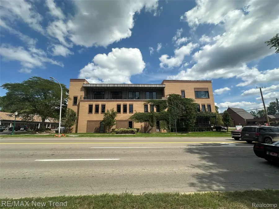 804 N Main Street #2H, Rochester, MI 48307 - #2