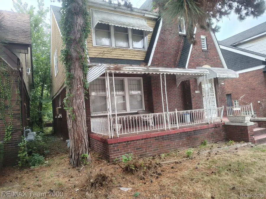 8265 Cloverlawn Street, Detroit, MI 48204 - #2