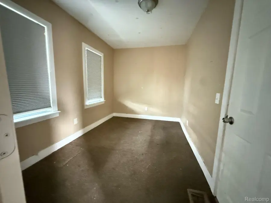 11708 Broadstreet Avenue, Detroit, MI 48204 - #2