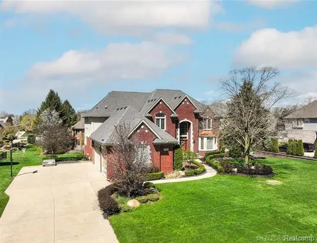 54182 Queensborough Drive, Shelby, MI 48315 - #3