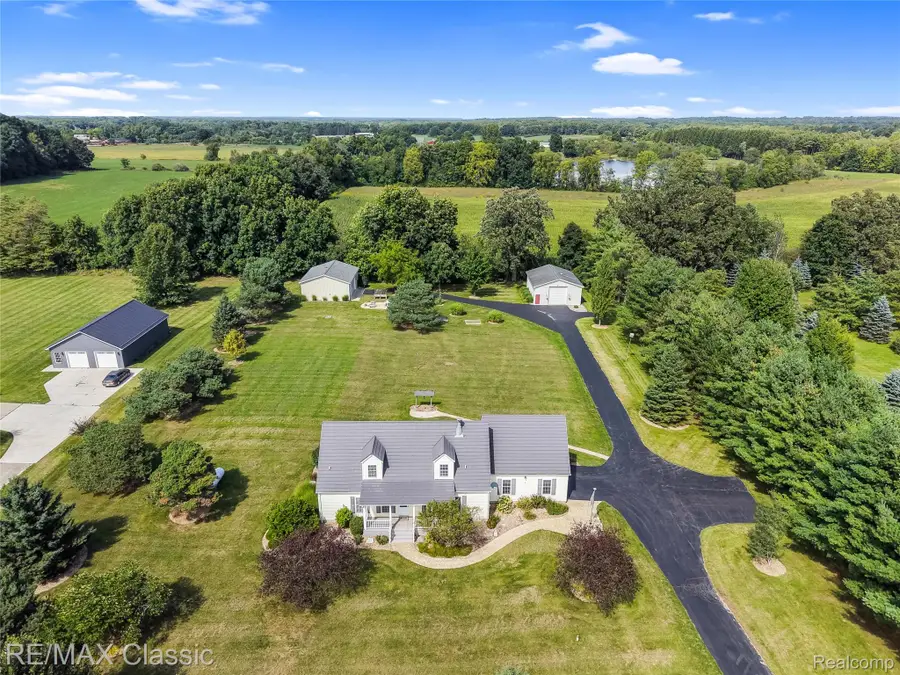 4626 Trails End, Lapeer, MI 48446 - #3