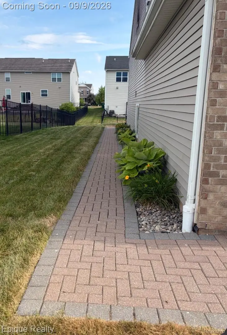 9128 Fawn Drive, Ypsilanti, MI 48197 - #2