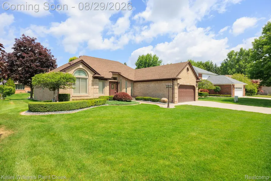 15053 Hillcrest Lane, Shelby, MI 48315 - #2