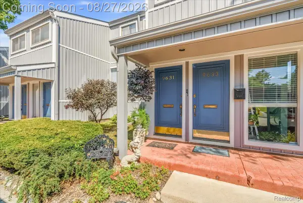 9631 Harbour Cove Court, Ypsilanti, MI 48197