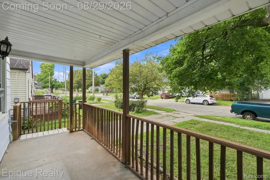 816 Comfort Street, Lansing, MI 48915 - #3