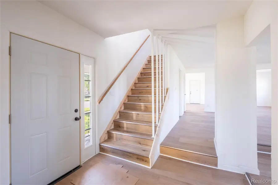 714 Lippincott Boulevard, Flint, MI 48503 - #2