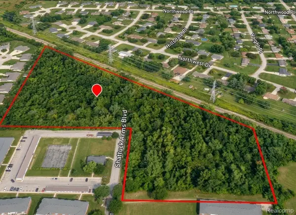 3600 Shattuck Road, Saginaw, MI 48603