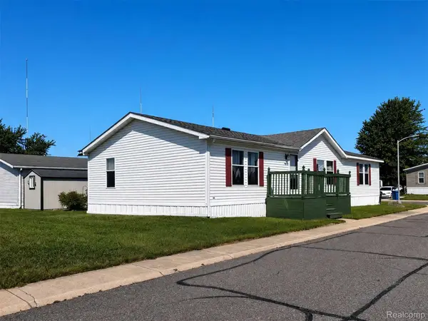 28917 Briarwood, FlatRock, MI 48134