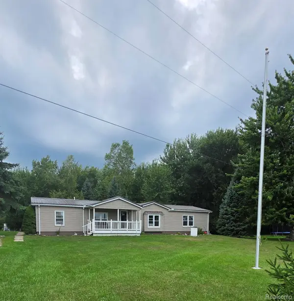 2611 Miller Road, Berlin, MI 48002