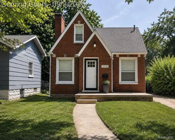 16246 Strathmoor Street, Detroit, MI 48235