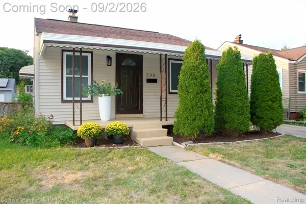 208 W Fairmount Avenue, Pontiac, MI 48340