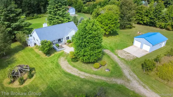 4707 Skelton Road, Columbiaville, MI 48421