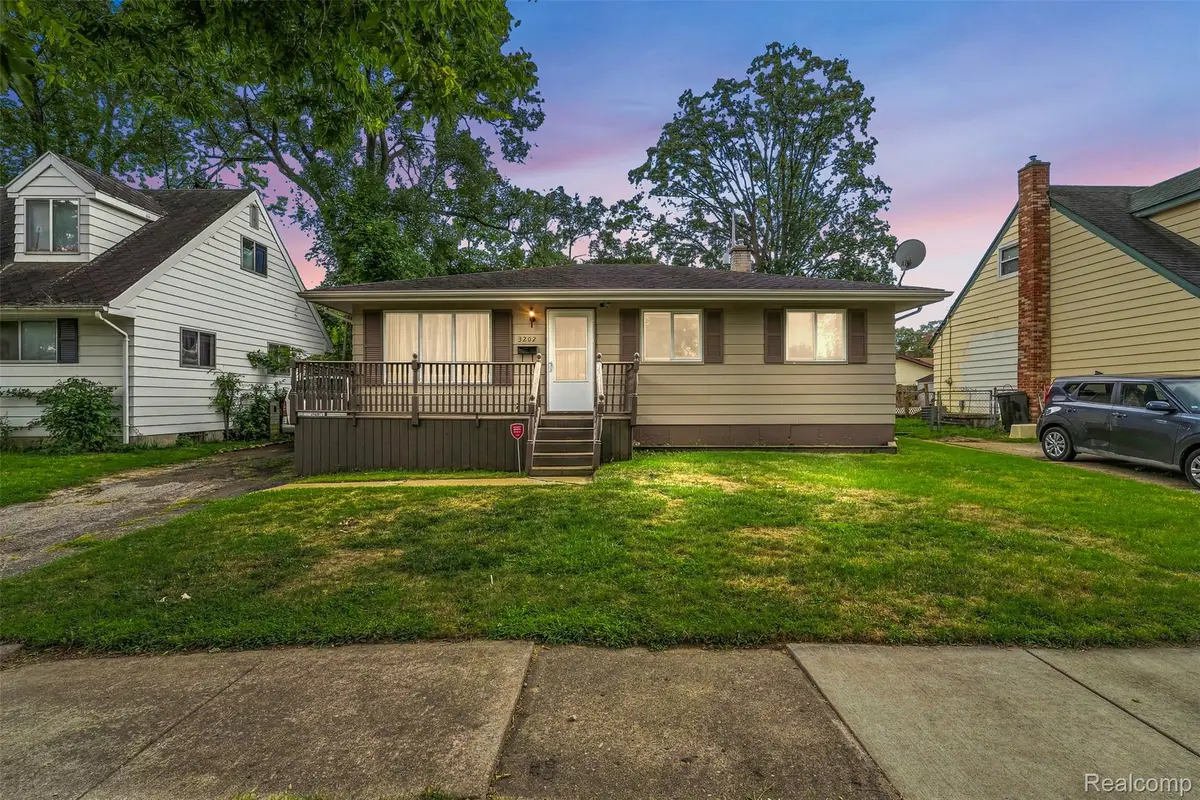 3202 Mcclure Avenue, Flint, MI 48506 - #1