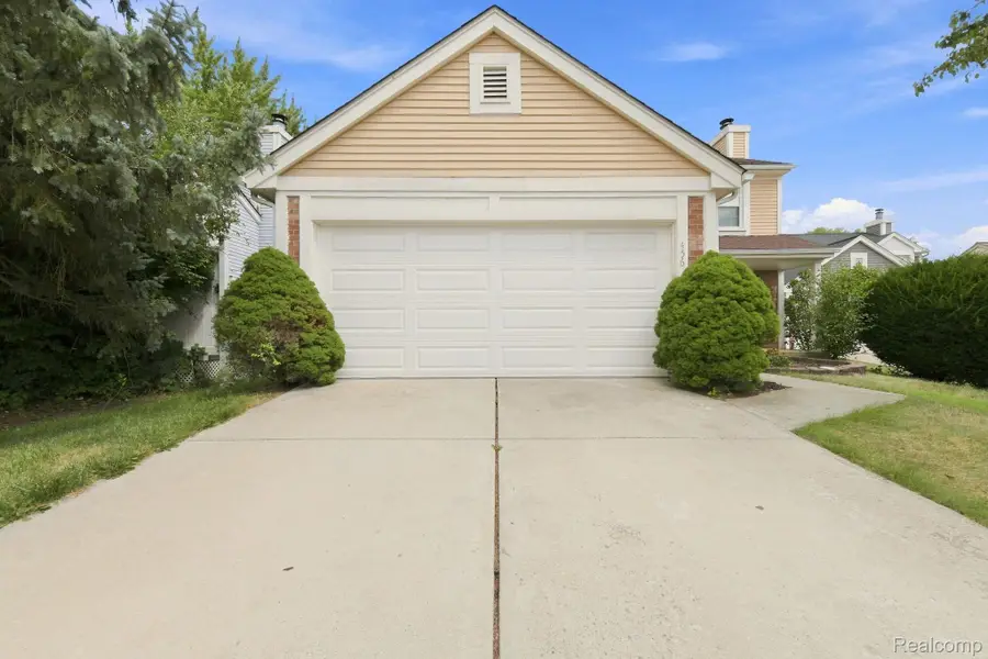 456 Farmridge Court, Rochester, MI 48307 - #3