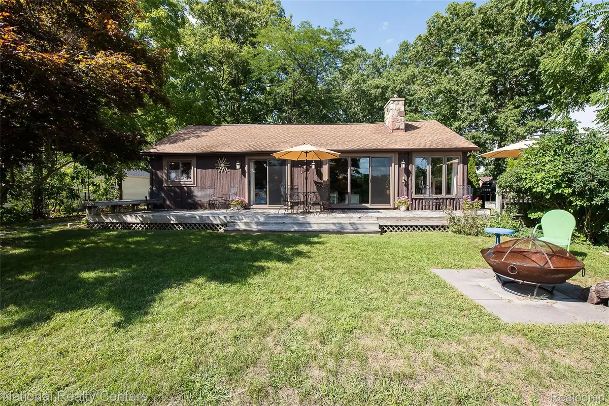 3847 Jackson Boulevard, White Lake, MI 48383 - #1