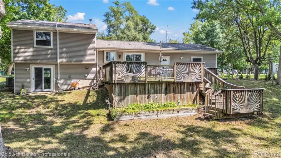 5969 N Bay, Clarkston, MI 48346 - #3