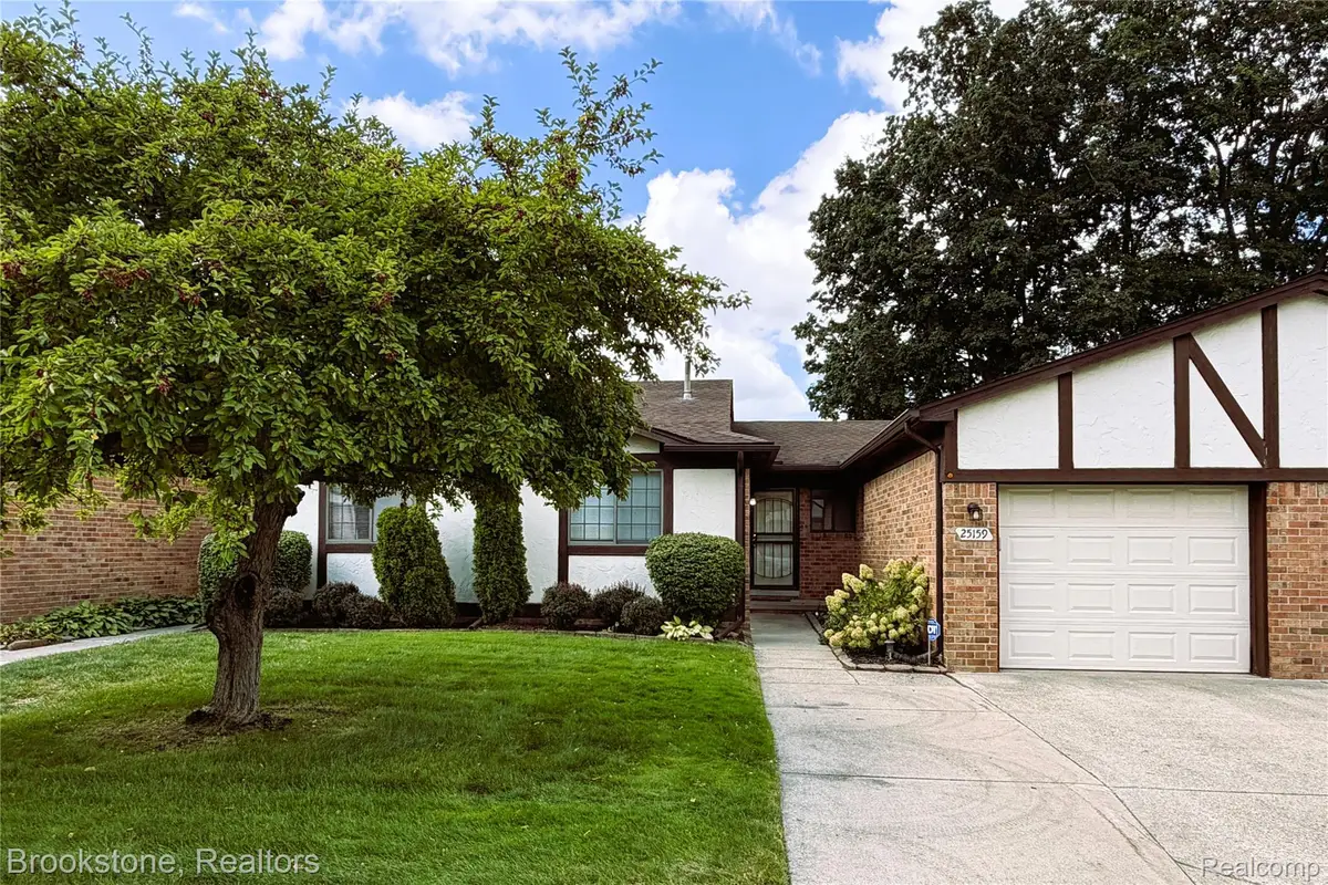25159 Joanne Smith Drive, Warren, MI 48091 - #1